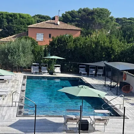 Hébergement de vacances A 400 M Et Piscine *