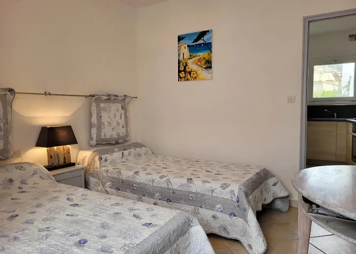 A 400 M Et Piscine Tatil Evi *
